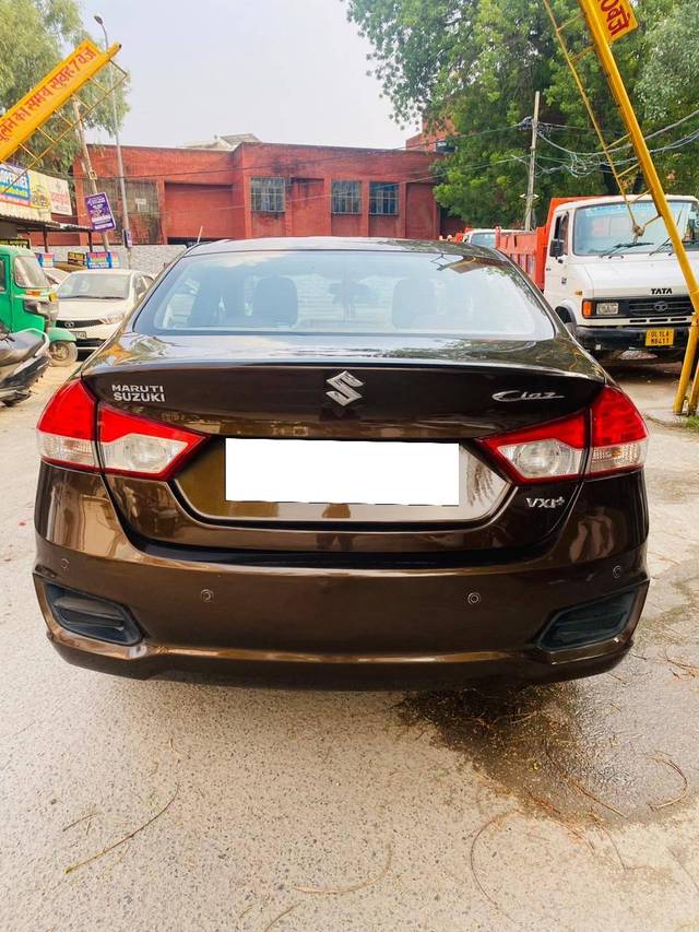 https://images10.gaadi.com/usedcar_image/4244725/original/processed_5d62b0422aafc369a96220050d8afb13.jpg?imwidth=6401