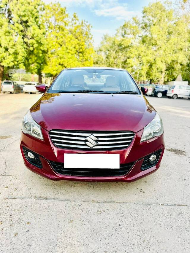 https://images10.gaadi.com/usedcar_image/4244760/original/processed_25819f4b40d4bf6ea4718ad2a7262a0c.jpg?imwidth=6400