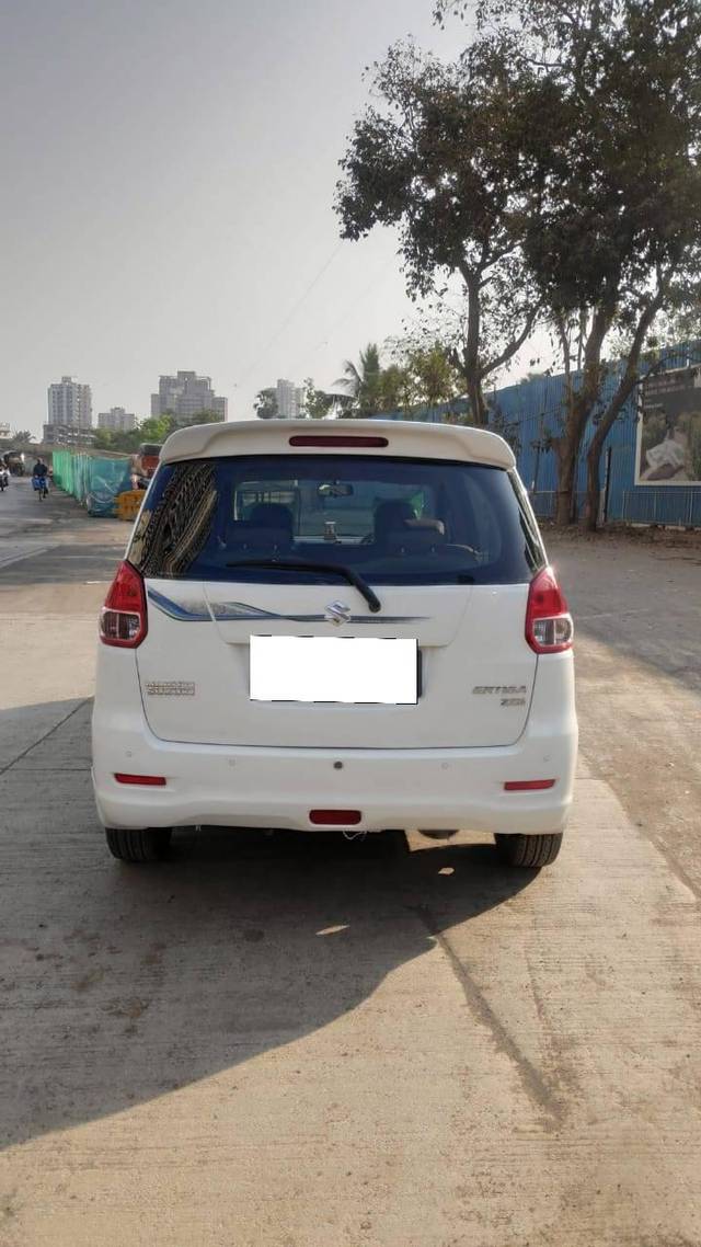 https://images10.gaadi.com/usedcar_image/4244775/original/processed_5c09131666d01c8c04666adbcb9c967b.jpg?imwidth=6402