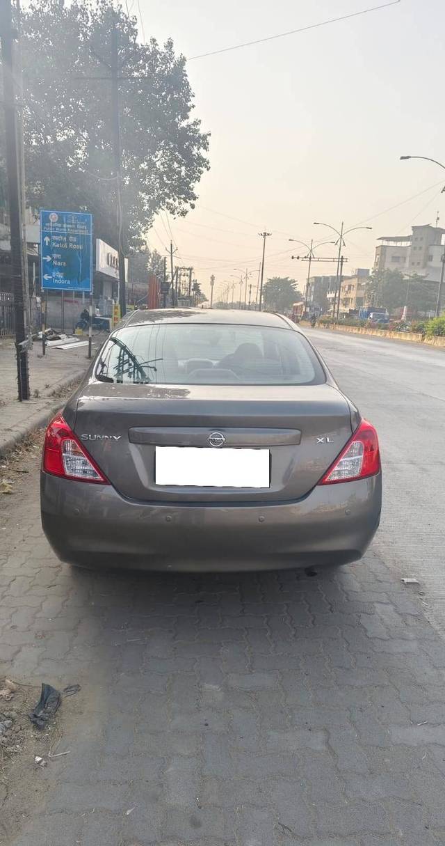 https://images10.gaadi.com/usedcar_image/4244776/original/processed_e04196a8ed708a0c49004ff90e15d534.jpg?imwidth=6401