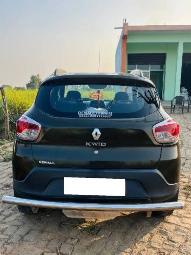 https://images10.gaadi.com/usedcar_image/4244786/original/processed_3dd19e36-59e1-47cb-9f7d-d9e6feac7bbb.jpeg?imwidth=6401