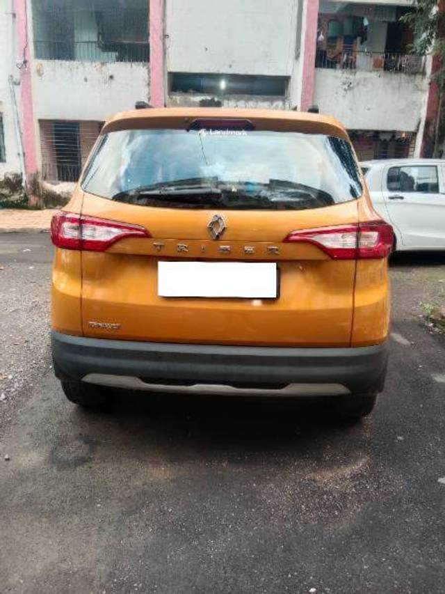 https://images10.gaadi.com/usedcar_image/4244805/original/a14c1ee4e03eacb982fce1aaba70abab.jpg?imwidth=6401