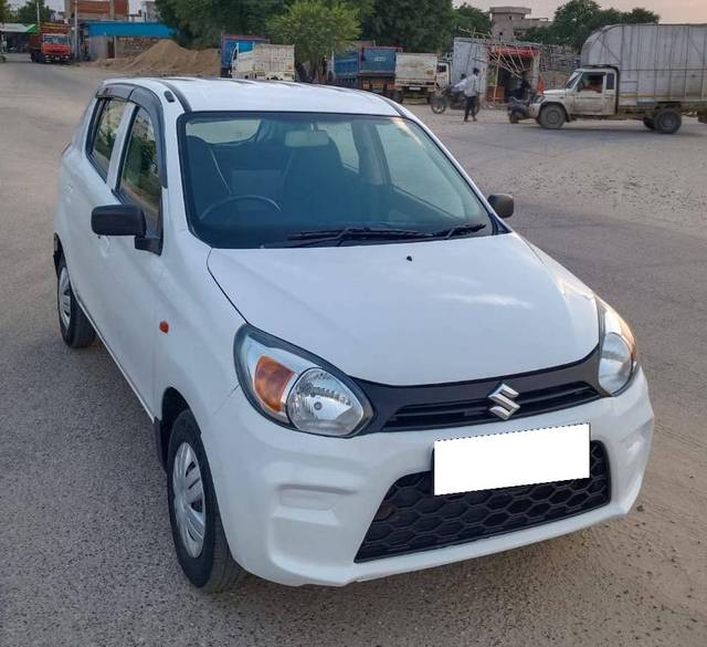 https://images10.gaadi.com/usedcar_image/4244864/original/processed_e4d7cd46e917b9e6c447f0b06ad02065.jpg?imwidth=6400