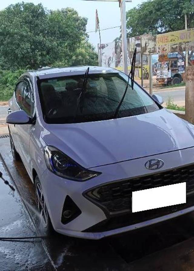 https://images10.gaadi.com/usedcar_image/4244866/original/processed_28ad1e03-16da-4860-8802-d8d80e9fe9f6.jpg?imwidth=6400