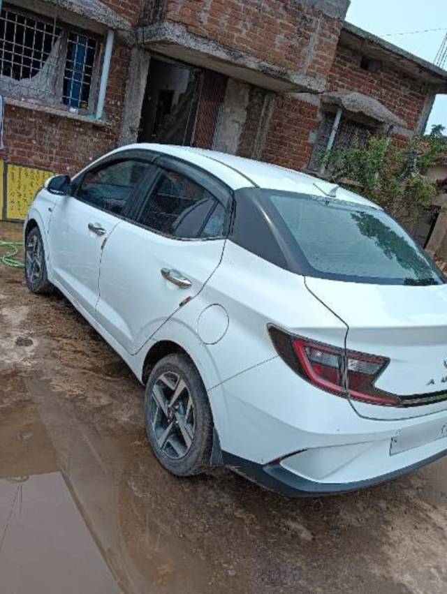 https://images10.gaadi.com/usedcar_image/4244866/original/processed_c97358c9-0b6c-413b-b70b-991dce523290.jpg?imwidth=6402