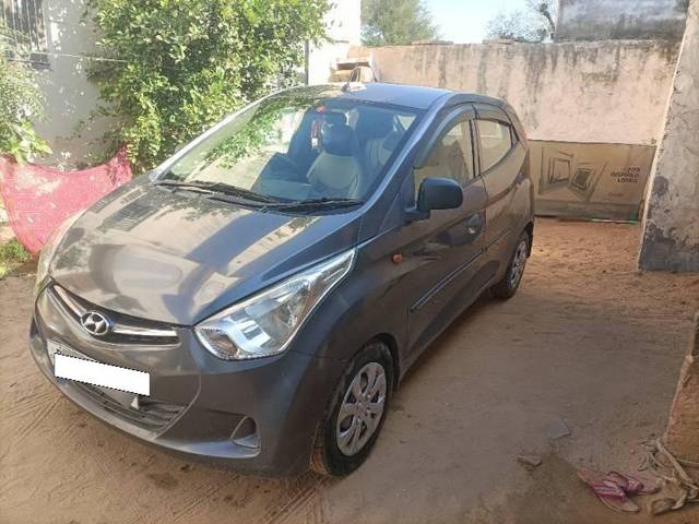 https://images10.gaadi.com/usedcar_image/4244918/original/processed_1e78b96d-dc92-41d0-b8c0-0979f8fbbddc.jpg?imwidth=6402