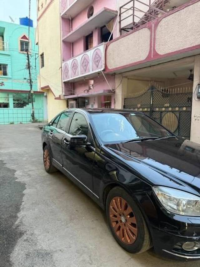 https://images10.gaadi.com/usedcar_image/4244939/original/processed_fd3b1b77-1f3b-4939-b7cb-dbf3bcf33379.jpg?imwidth=6400