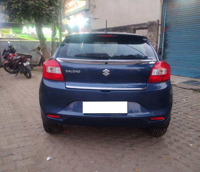 https://images10.gaadi.com/usedcar_image/4244984/original/processed_9c4aa853d7920ad47d70d36189f95c87.jpg?imwidth=6401