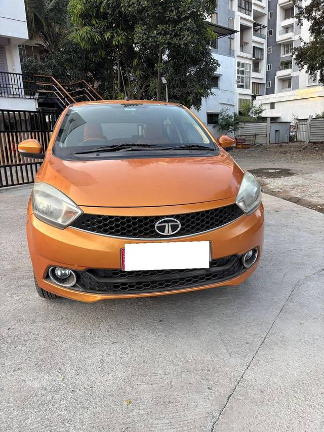 https://images10.gaadi.com/usedcar_image/4244990/original/processed_40e2260a794d404350358a553830e1eb.jpg?imwidth=6401