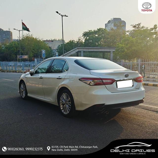 https://images10.gaadi.com/usedcar_image/4245028/original/processed_d73e47d5b0476a1f202ff96dd6ec3b97.jpg?imwidth=6402