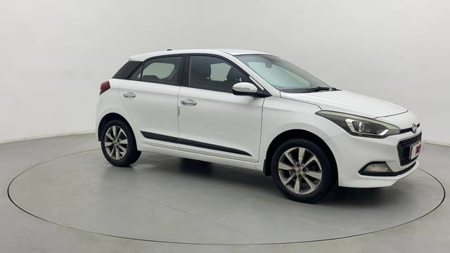 https://images10.gaadi.com/usedcar_image/4245078/original/3de90ad9bc32c042e4f677614d50210e.jpg?imwidth=6400