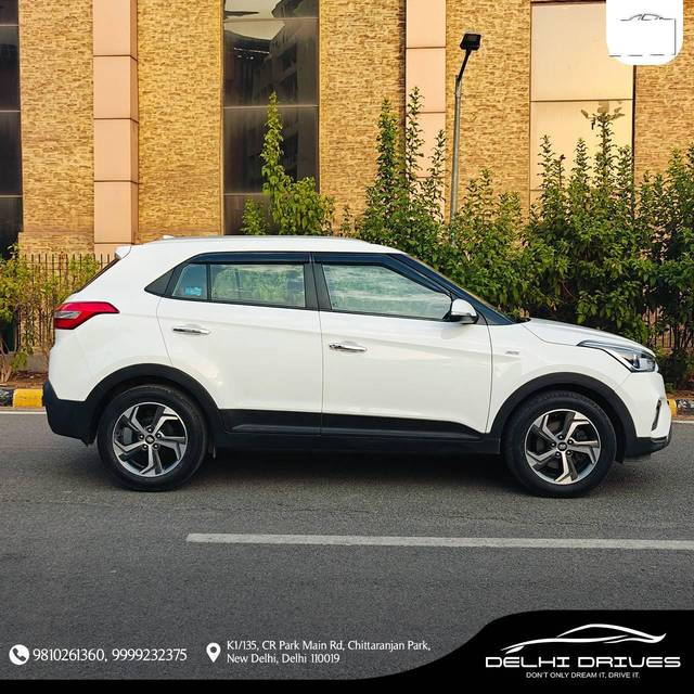 https://images10.gaadi.com/usedcar_image/4245084/original/processed_10bc4d1371f071d3d37e0b56d9b8d634.jpeg?imwidth=6401