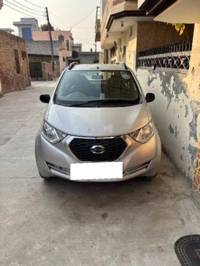 https://images10.gaadi.com/usedcar_image/4245339/original/processed_81c8e91b-8d92-477a-b5ad-247422dfb848.jpeg?imwidth=6402