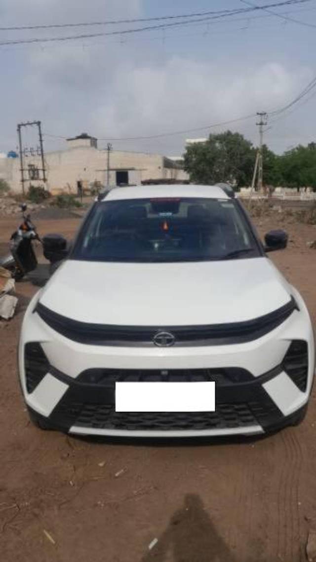 https://images10.gaadi.com/usedcar_image/4245443/original/processed_24333e9e-02e7-4e37-9e6b-fae89483f4b7.jpg?imwidth=6400