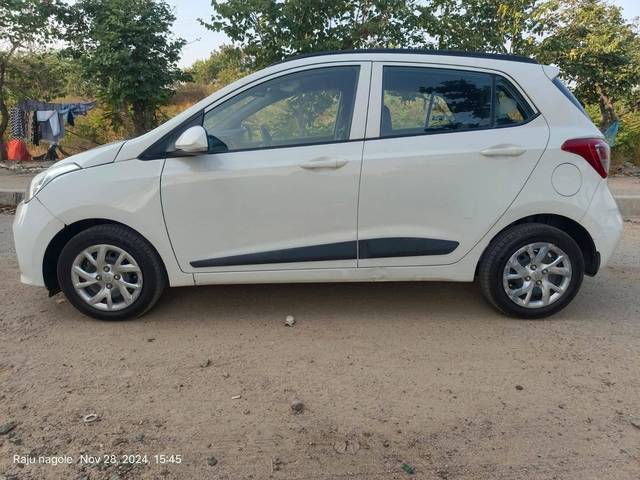 https://images10.gaadi.com/usedcar_image/4245445/original/processed_d498a08b2207eab887c337af5acabbed.jpg?imwidth=6402