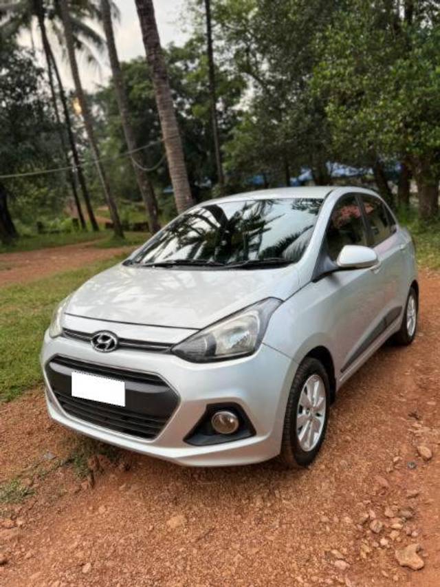 https://images10.gaadi.com/usedcar_image/4245471/original/processed_0473684d-0085-4974-b4e4-6fbf960fea94.jpg?imwidth=6400