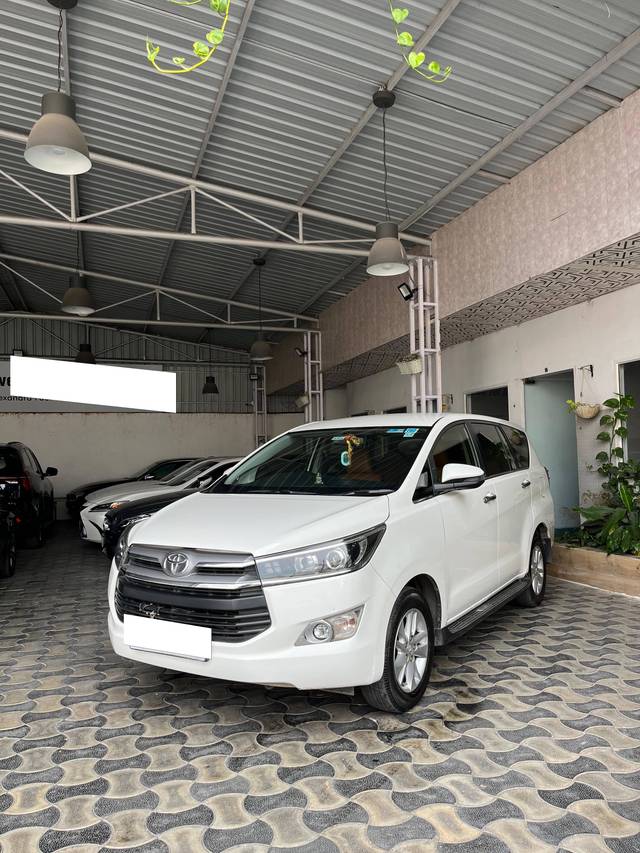 https://images10.gaadi.com/usedcar_image/4245579/original/processed_858e5a417fda1ea267ce88464f9acd4c.jpg?imwidth=6400