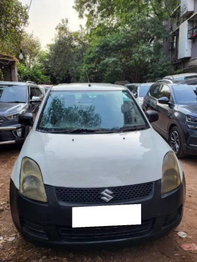 https://images10.gaadi.com/usedcar_image/4245586/original/processed_110a3748-67f1-49be-868e-ca4dcec81b6b.jpg?imwidth=6400