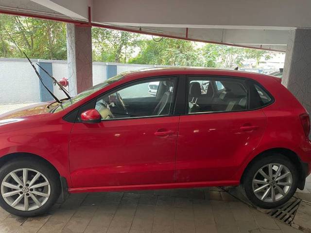 https://images10.gaadi.com/usedcar_image/4245821/original/355ac0ad4338b1af43b93b54b0aecab0.jpeg?imwidth=6402