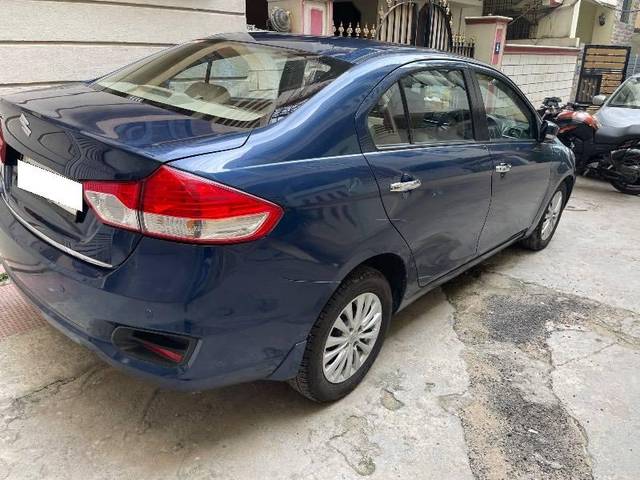 https://images10.gaadi.com/usedcar_image/4245868/original/processed_a326f1d0-cff0-43d2-afed-357fae90c118.jpeg?imwidth=6402