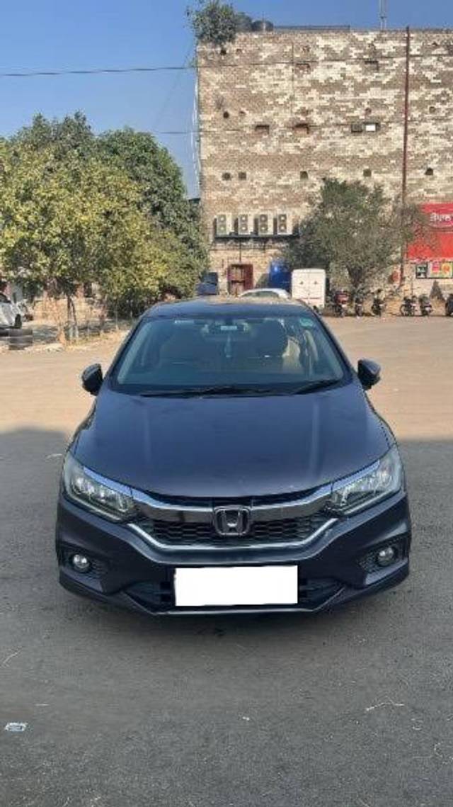 https://images10.gaadi.com/usedcar_image/4245899/original/processed_0b587de9-79b8-4fdd-9e00-c7742d79563e.jpeg?imwidth=6400