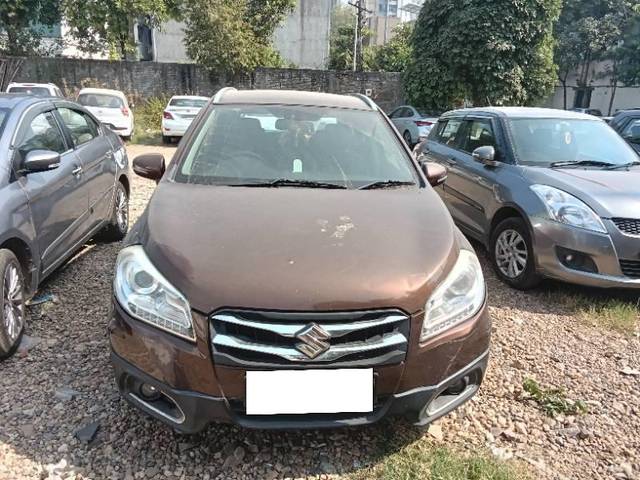 https://images10.gaadi.com/usedcar_image/4245911/original/processed_5a38891f-7c54-45a7-9274-a5ac86c44326.jpg?imwidth=6400