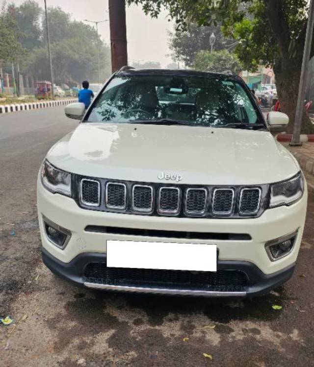 https://images10.gaadi.com/usedcar_image/4245948/original/processed_67037369-8b92-49a6-8f3e-d47d92e76635.jpg?imwidth=6400