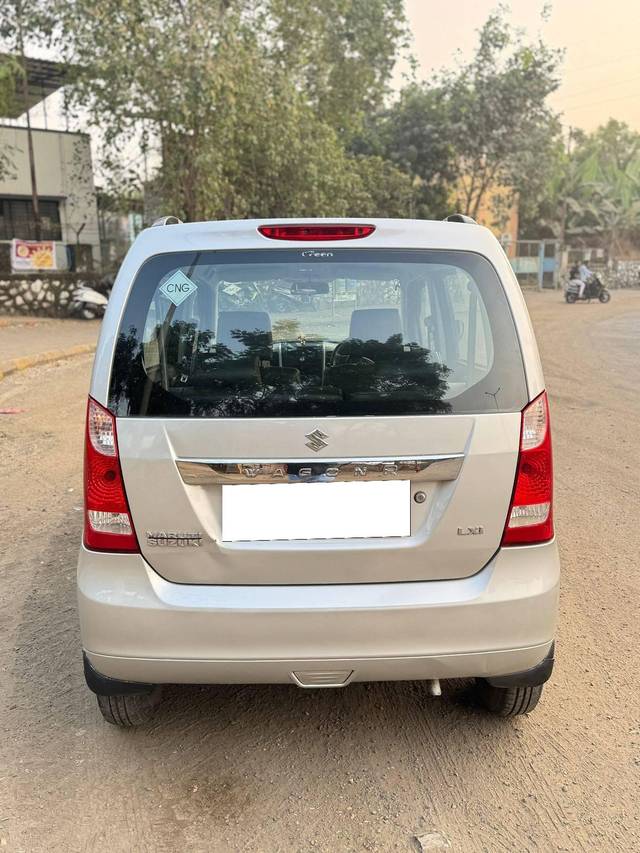 https://images10.gaadi.com/usedcar_image/4245973/original/processed_89697f364287c63e1804e1d2fd4cf929.jpg?imwidth=6402