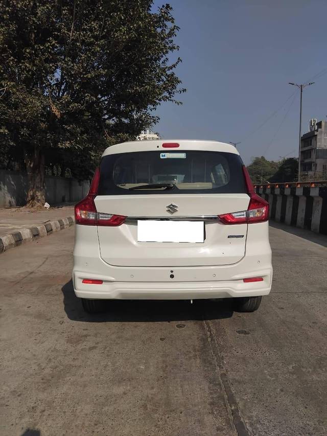 https://images10.gaadi.com/usedcar_image/4246056/original/processed_a245d6fb549de09f62c5f6852578650d.jpg?imwidth=6401