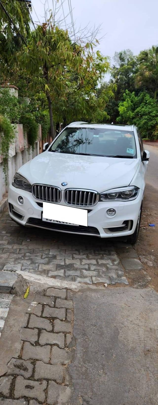 https://images10.gaadi.com/usedcar_image/4246115/original/processed_123281d252771a704c0b08460dd23ac0.jpg?imwidth=6400