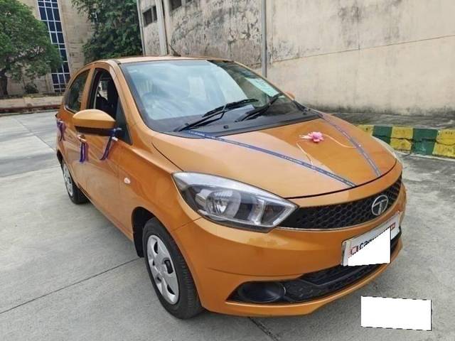 https://images10.gaadi.com/usedcar_image/4246424/original/processed_c598cb38d5a1719c1694613a1eb74889.jpg?imwidth=6400