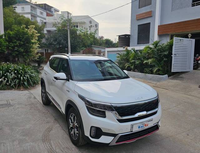 https://images10.gaadi.com/usedcar_image/4246428/original/processed_e8b0d6962047c430ec6f45de3f218a73.jpeg?imwidth=6400