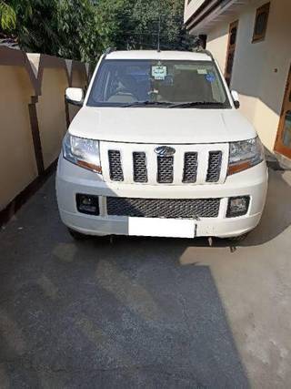 Mahindra TUV 300 2015-2019 Mahindra TUV 300 T6 Plus