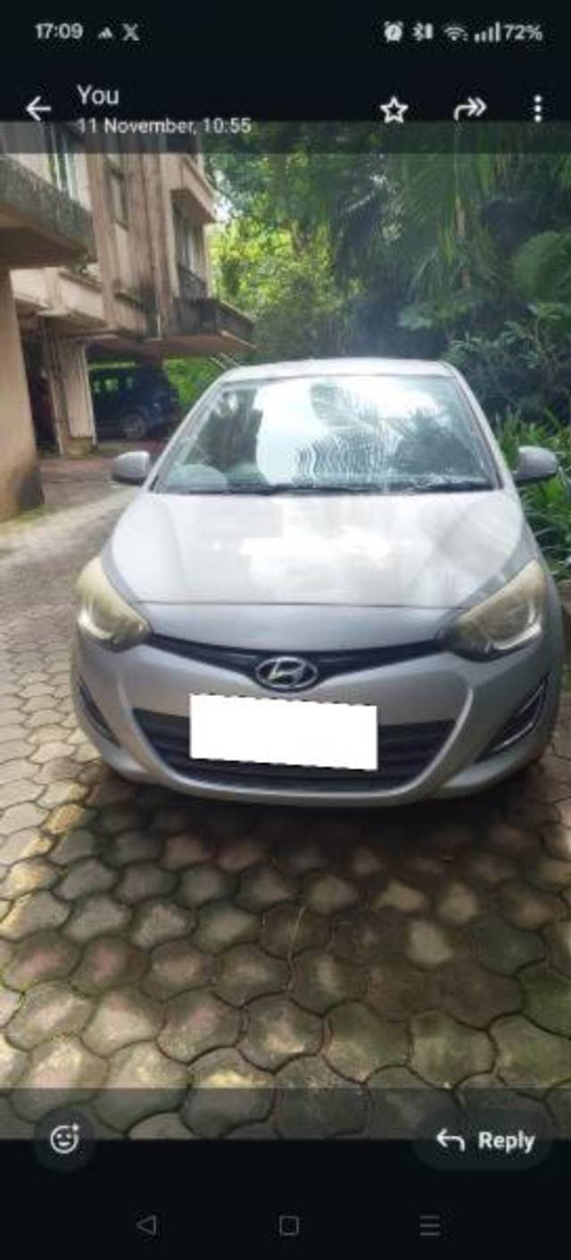 https://images10.gaadi.com/usedcar_image/4246474/original/processed_f8898722-de51-44df-8771-7805535db818.jpg?imwidth=6400