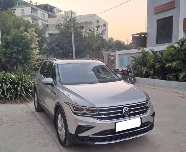 https://images10.gaadi.com/usedcar_image/4246510/original/processed_868918c5b0cb8415a12ced4db1b8afeb.jpeg?imwidth=6400