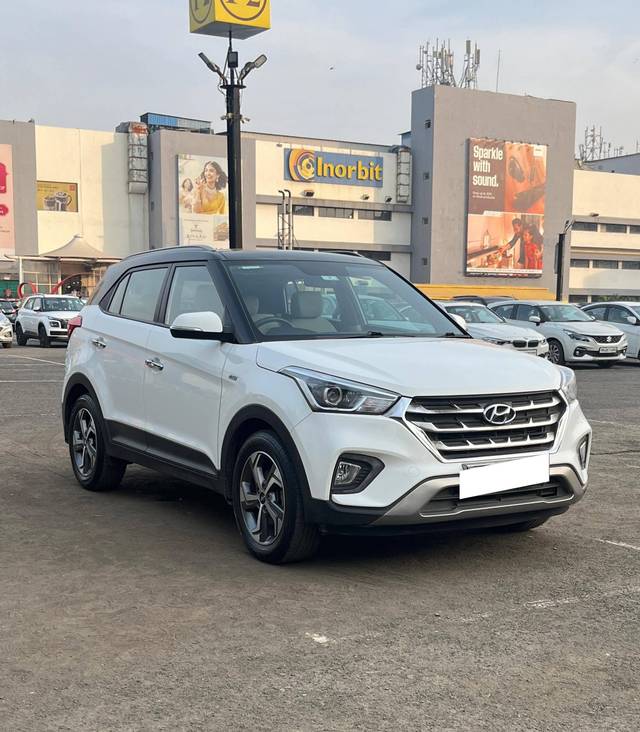 https://images10.gaadi.com/usedcar_image/4246732/original/processed_95dd6559621ad39ae0124bce0e7283d1.jpg?imwidth=6400