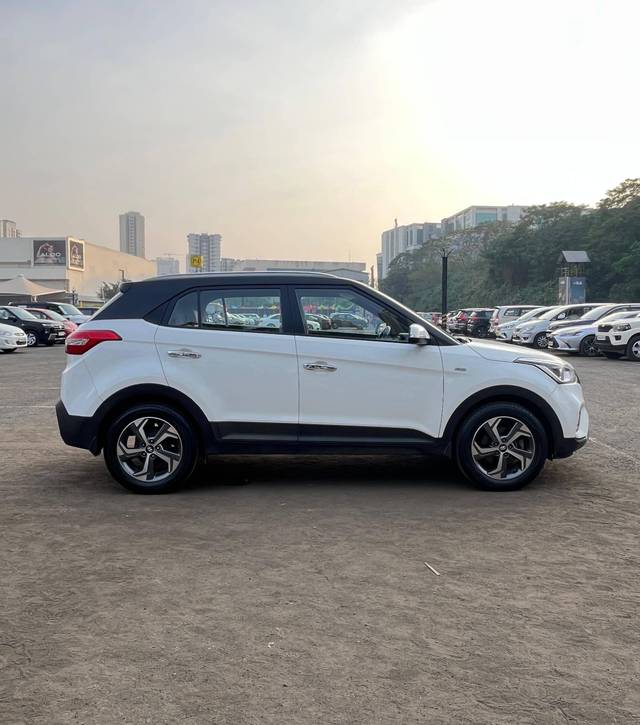 https://images10.gaadi.com/usedcar_image/4246732/original/processed_b3478fe44883851291bfc840e85948e7.jpg?imwidth=6401