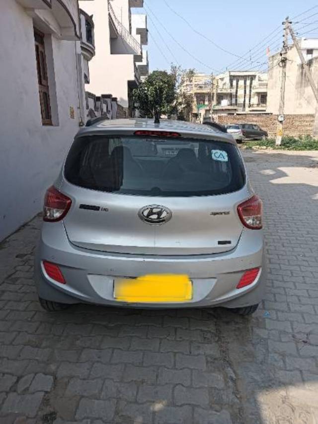 https://images10.gaadi.com/usedcar_image/4246914/original/processed_c9a46ec7-e429-4122-9f9f-0d6b119d3486.jpg?imwidth=6401