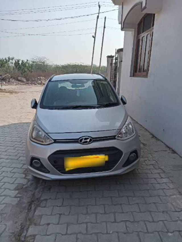 https://images10.gaadi.com/usedcar_image/4246914/original/processed_ef4fd31a-a6dd-4ee6-a8e4-7e881a06bcac.jpg?imwidth=6400