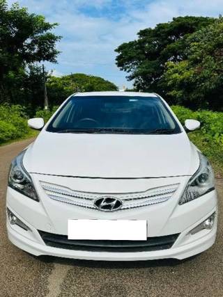 Hyundai Verna 2015-2016 Hyundai Verna 1.6 CRDi S