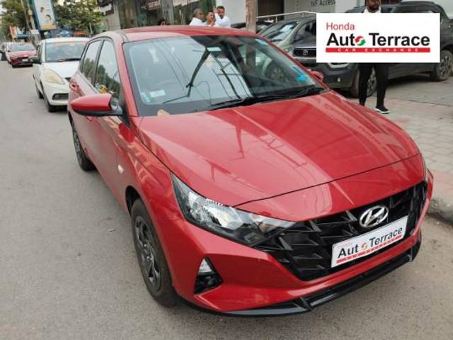 https://images10.gaadi.com/usedcar_image/4247101/original/6087000e7081aa2982c0a7cf18fdb0c3.jpeg?imwidth=6400