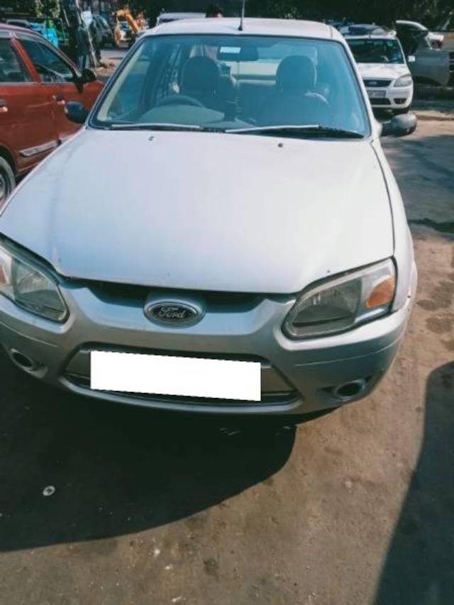 https://images10.gaadi.com/usedcar_image/4247114/original/processed_ae56902a-0964-42a3-994a-e970f3071858.jpg?imwidth=6400