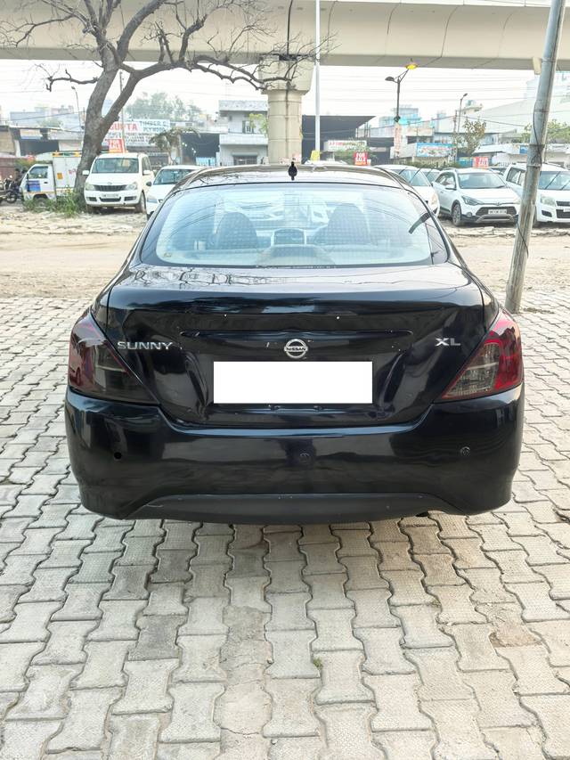 https://images10.gaadi.com/usedcar_image/4247190/original/processed_4a08825cf18133bd1dfb154f5dcfd4a7.jpg?imwidth=6402