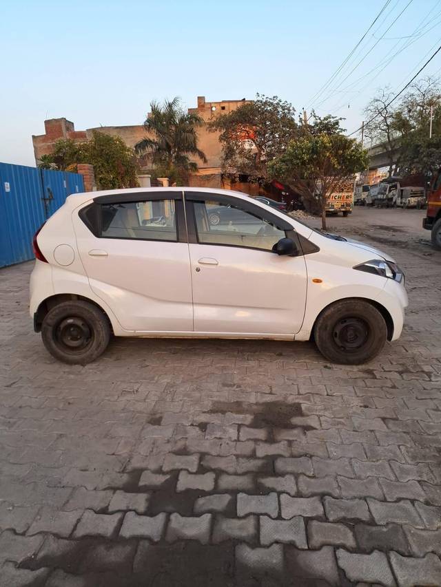 https://images10.gaadi.com/usedcar_image/4247252/original/processed_34b7cf2d633747964db2671274272f3d.jpg?imwidth=6401