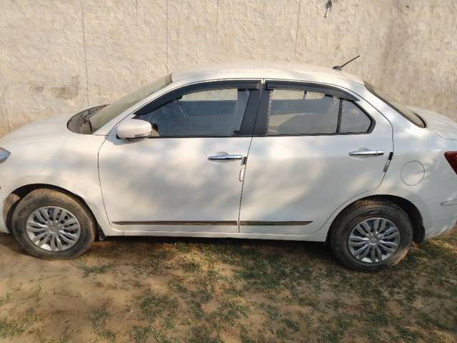 https://images10.gaadi.com/usedcar_image/4247262/original/50bae3bcefd03dd5f9bcacd4d19f6657.jpg?imwidth=6402