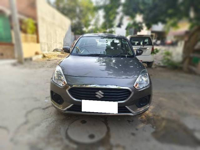 https://images10.gaadi.com/usedcar_image/4247263/original/d5cf5005b22607f5ef5110bdb3420525.jpg?imwidth=6400