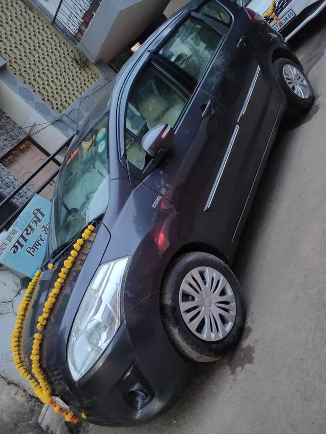 https://images10.gaadi.com/usedcar_image/4247270/original/processed_328c590b952f9084761886e479301889.jpg?imwidth=6401