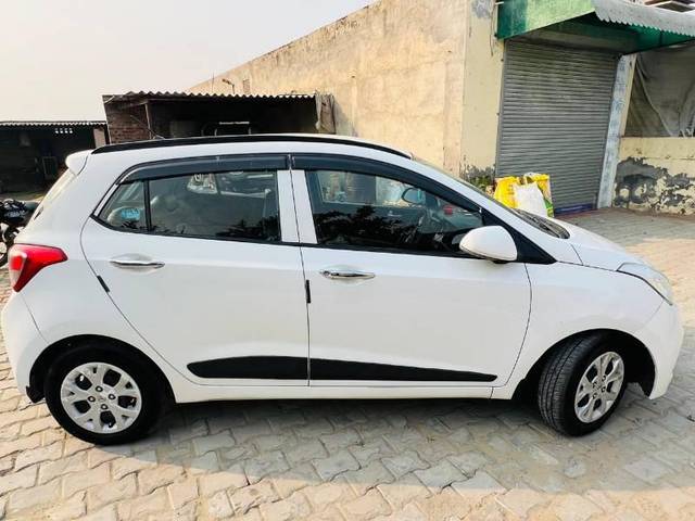 https://images10.gaadi.com/usedcar_image/4247335/original/processed_4ad6eeef-0447-43f8-a71a-193d53969f1e.jpg?imwidth=6401