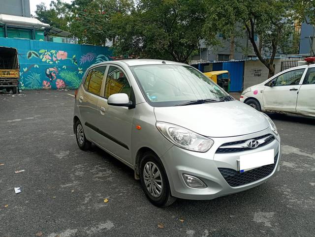 https://images10.gaadi.com/usedcar_image/4247435/original/processed_379509a45a973608f5cb33130d5dc07e.jpg?imwidth=6400