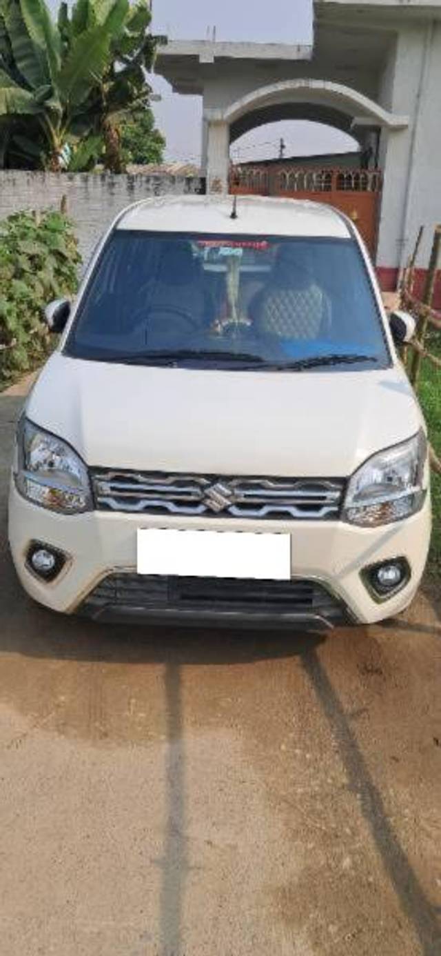 https://images10.gaadi.com/usedcar_image/4247536/original/processed_8fdfe852-fe18-4550-9f5a-b1dadab11835.jpg?imwidth=6400